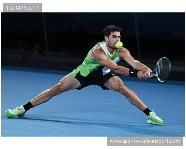 阿尔卡拉斯火力全开，晋级四强，阿尔卡拉斯vs阿利亚西姆